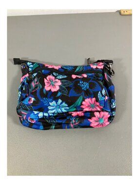 Lug Slider FS Medium Crossbody Bag - Resort Black/Black, Stylish Travel Pouch